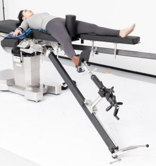 Innovative Double-pole Structure Lower Limb Orthopedic Traction Frame for Orthopedic Surgery Frame